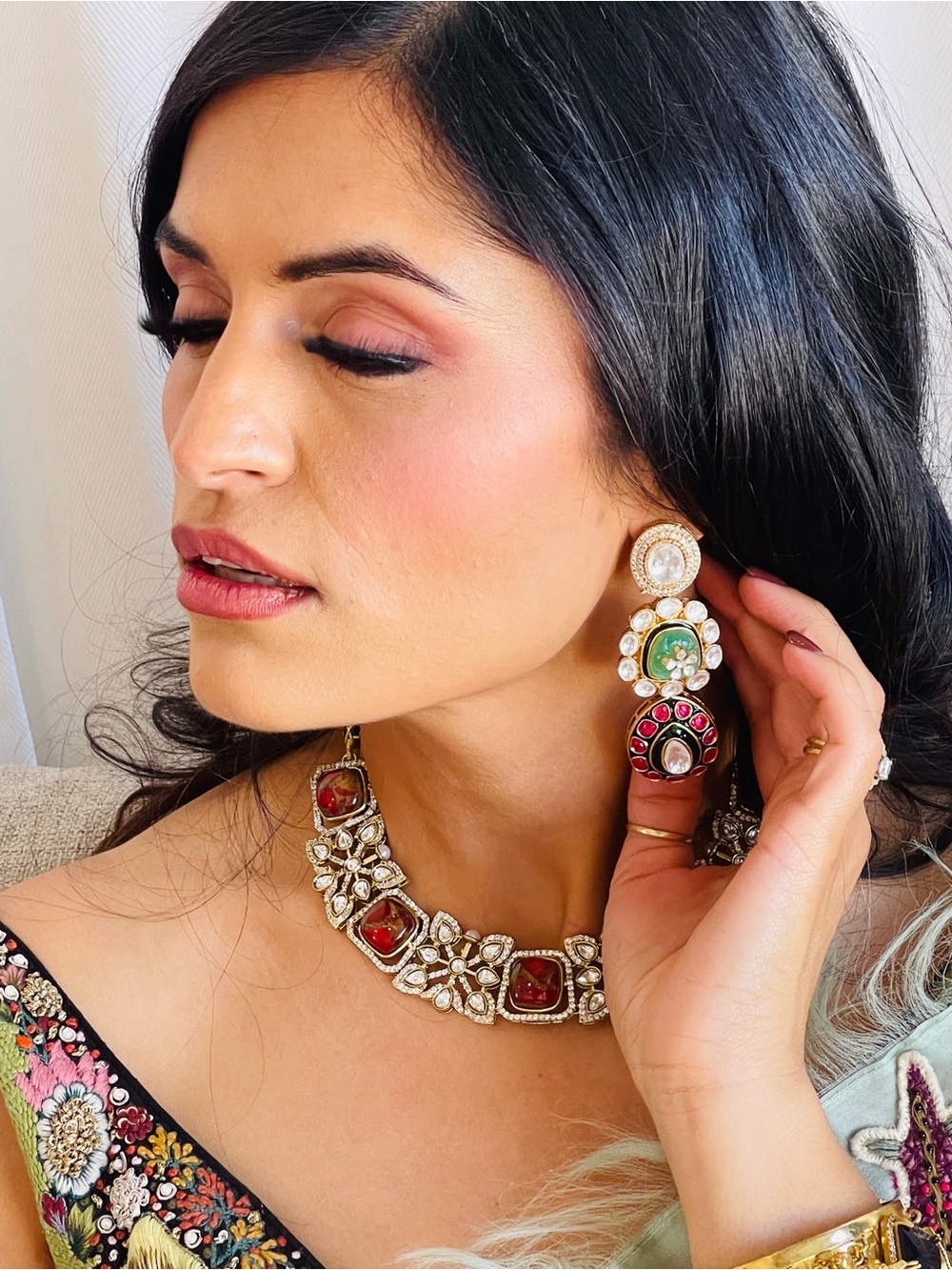 Naveli Kundan Earrings